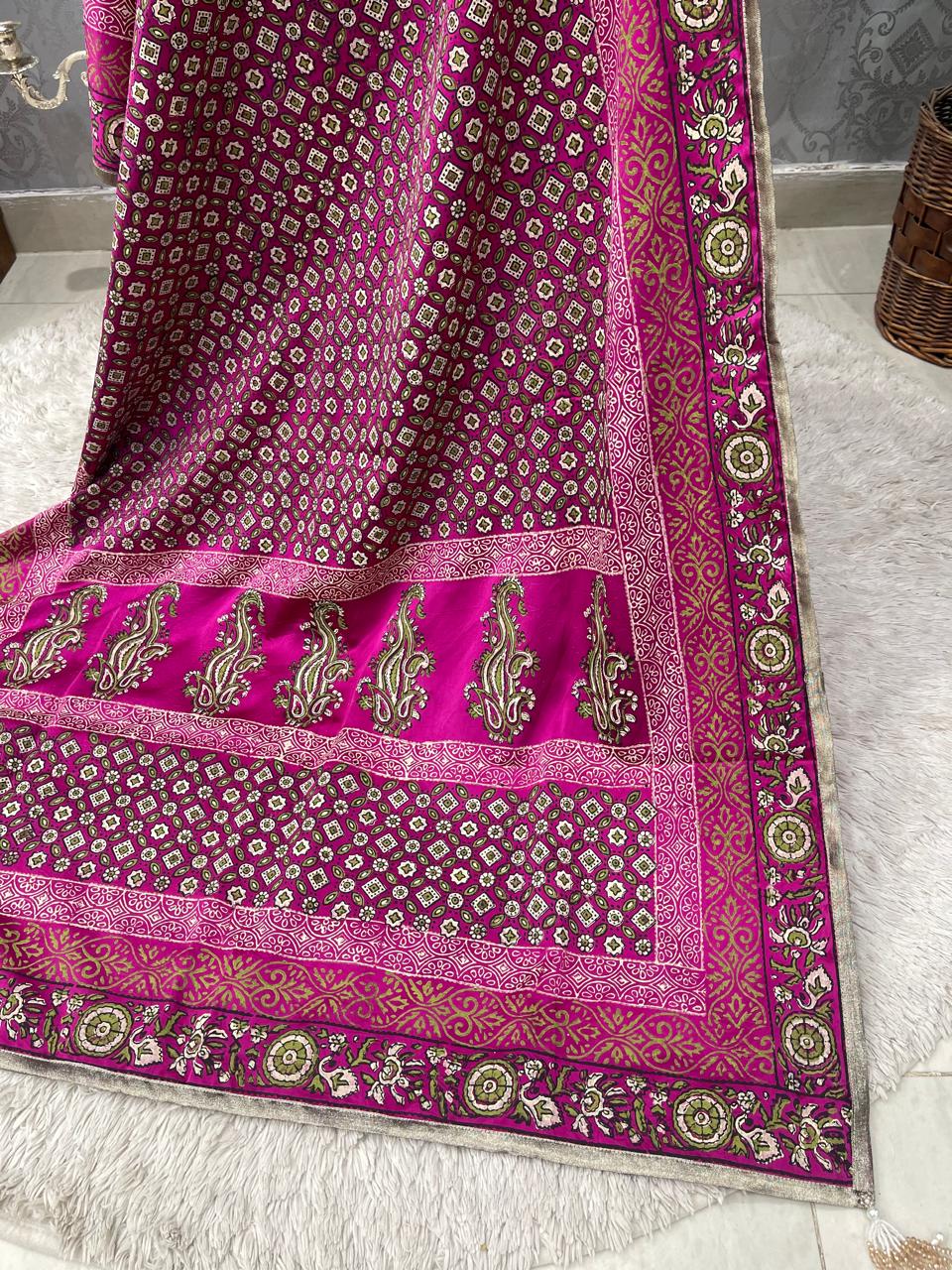 Mah-e-Gulbahar (Chadar)