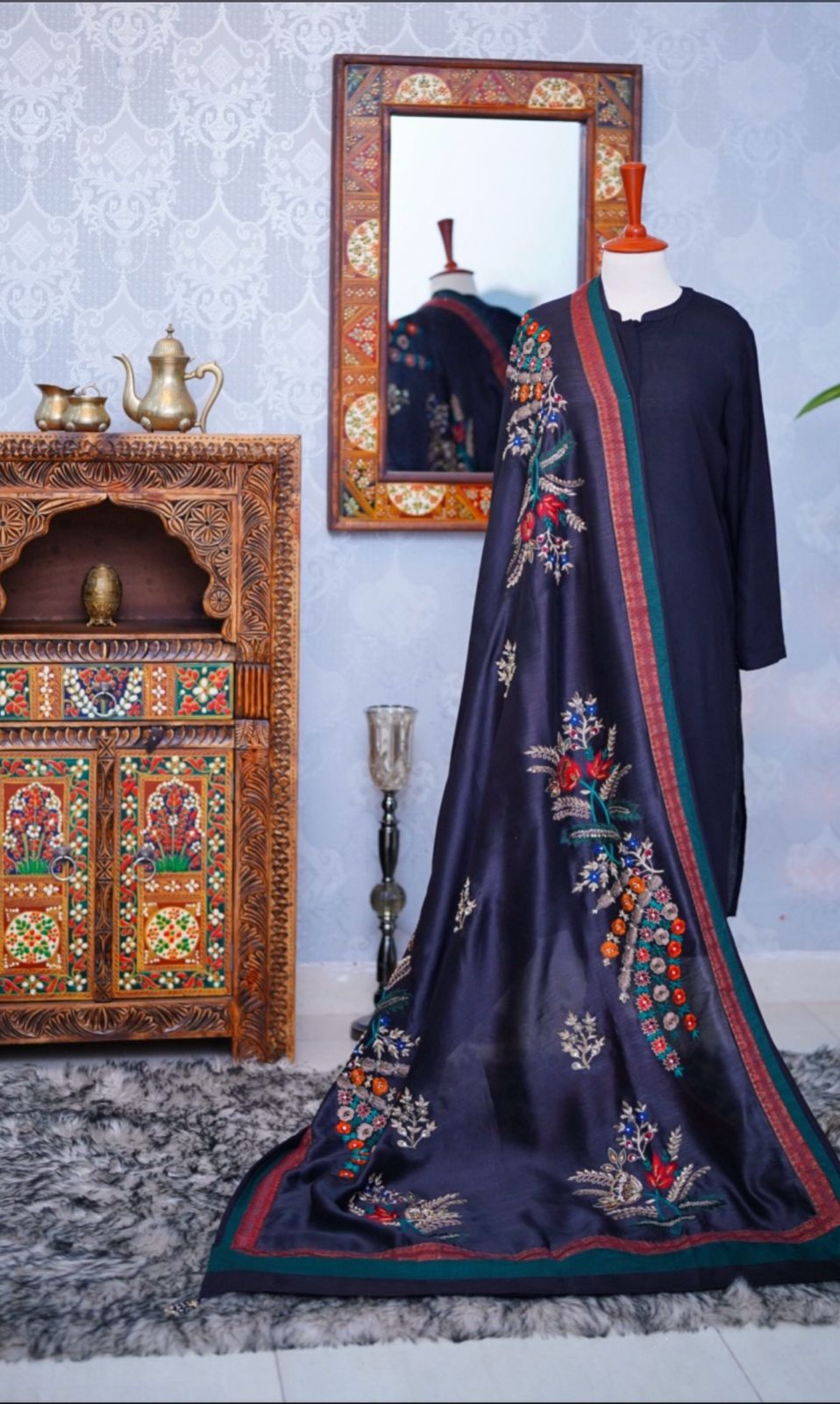 Naqsh-e-Silk (Chadar)