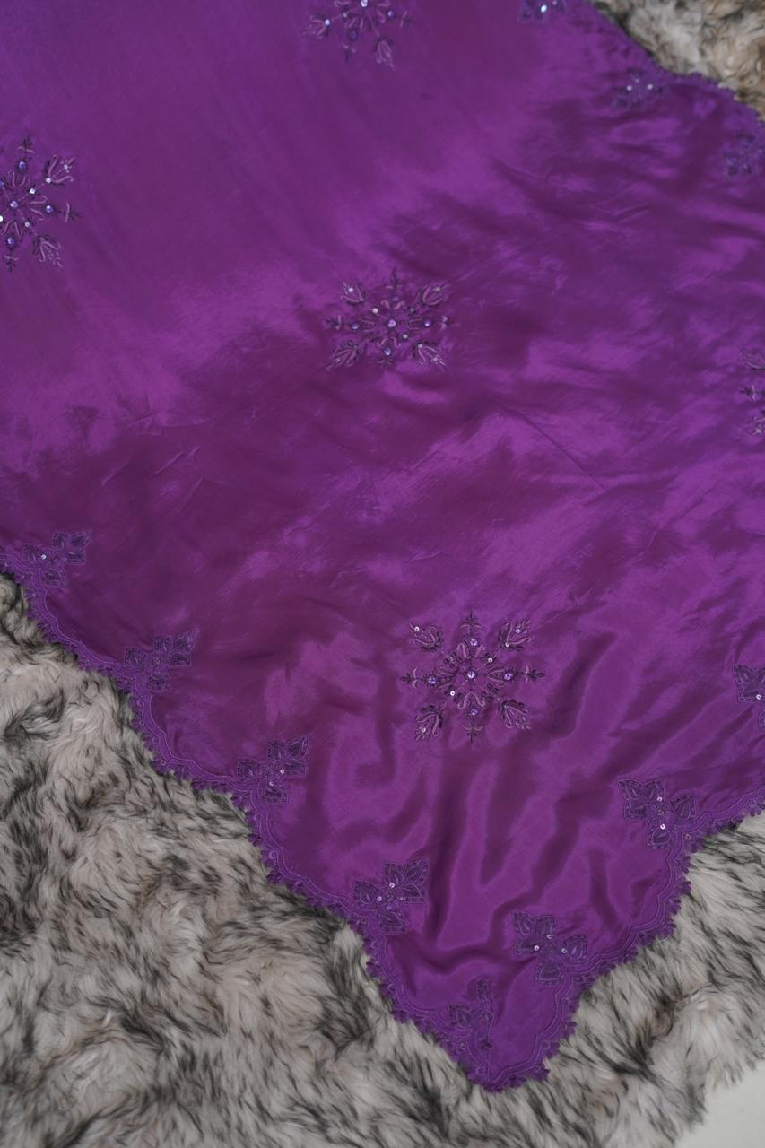 Naqsh-e-Silk (Chadar)